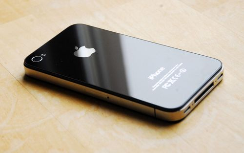 Apple iPhone 4S.JPG