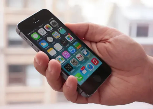 Apple iPhone SE.WEBP