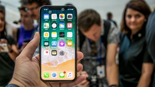 Apple iPhone X.JPG