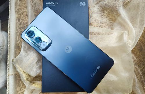 Motorola Edge 30.JPG