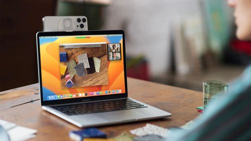 iOS 16 iPhone as webcam.jpg