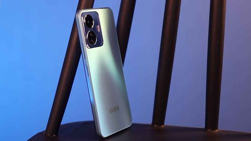 iQOO-Z6-5G.jpg
