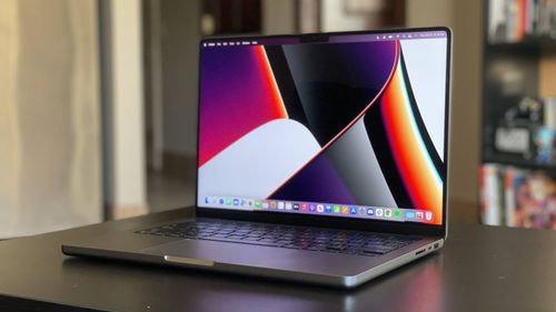 macbookprom1.jpg