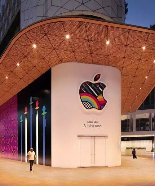 "Exploring the 5 Unique Features of Apple's Mumbai Store You Won't Find Anywhere Else"