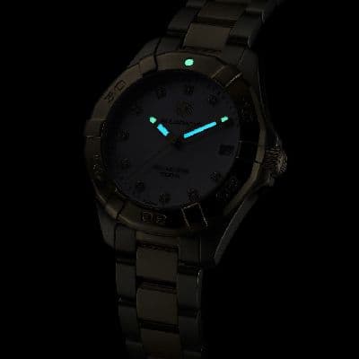 https://cmv360.s3.ap-southeast-1.amazonaws.com/Tag_Heuer_Aquaracer_Date_WBD_1322_BB_0320_f74b137b57.jpg