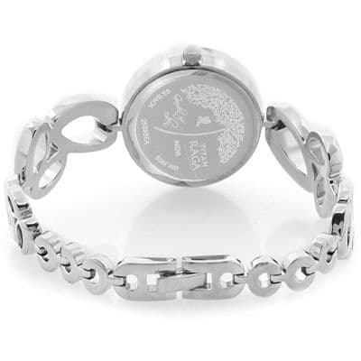 https://cmv360.s3.ap-southeast-1.amazonaws.com/Titan_2539_SM_02_Raga_Watch_For_Women_1_11bb10b512.jpg