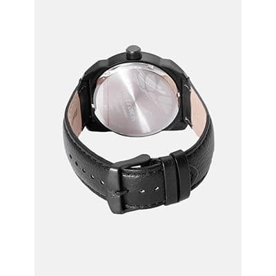 https://cmv360.s3.ap-southeast-1.amazonaws.com/fastrack_1f394c5ebe.jpg