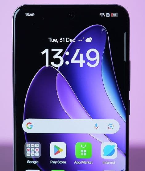 https://s3.ap-south-1.amazonaws.com/comparos/uploads/OPPO_Reno13_Front_Camera_4d44c760a8.jpg