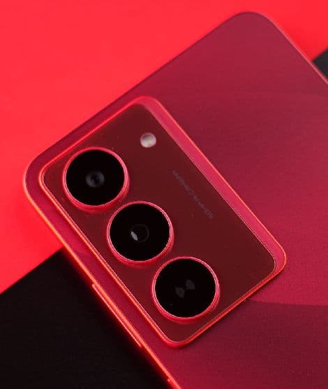 https://s3.ap-south-1.amazonaws.com/comparos/uploads/Realme_14x_Rear_Camera_099d8e41ad.jpg