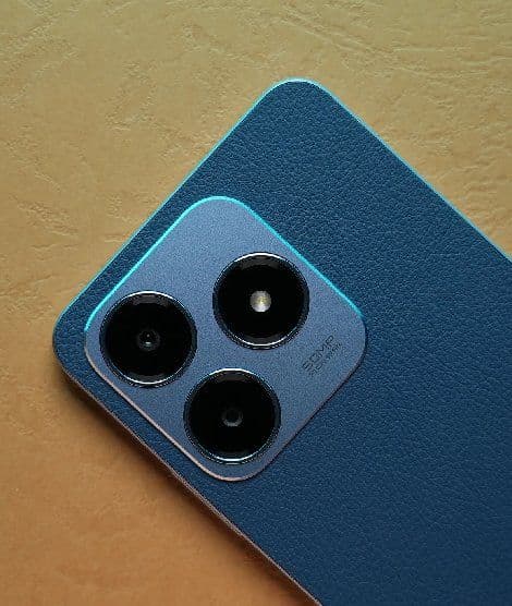 https://s3.ap-south-1.amazonaws.com/comparos/uploads/Realme_Narzo_N63_Rear_Camera_d8e89c7ad8.jpg