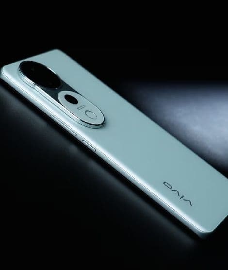 https://s3.ap-south-1.amazonaws.com/comparos/uploads/Vivo_T3_Ultra_Edges_5bedf625dd.jpg