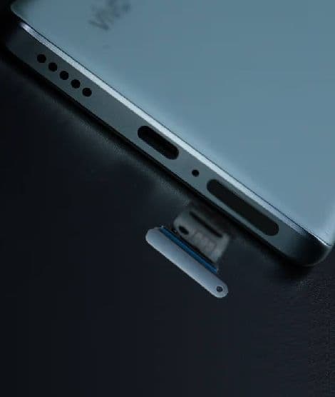 https://s3.ap-south-1.amazonaws.com/comparos/uploads/Vivo_T3_Ultra_SIM_Slot_e84b9db276.jpg