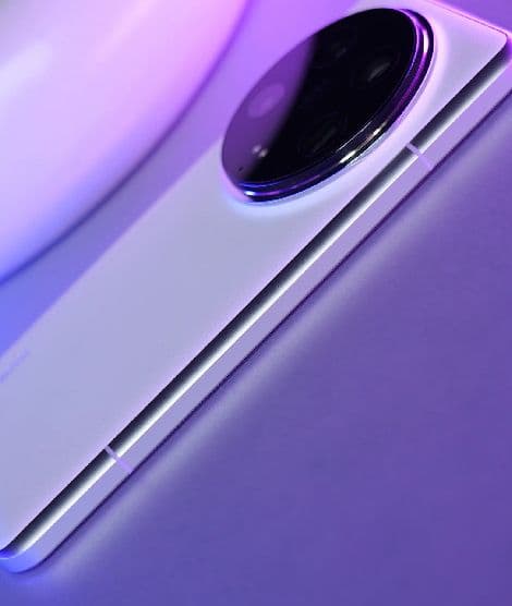 https://s3.ap-south-1.amazonaws.com/comparos/uploads/Xiaomi_14_Ultra_Edges_46369d30ae.jpg