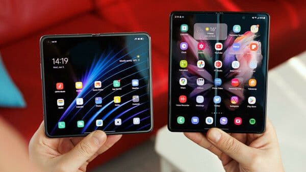 OPPO launching foldable phone in November