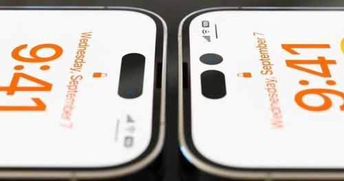 Apple iPhone 14 Pro Max pill cutout.jpg Apple iPhone 14 Pro Max pill cutout.jpg