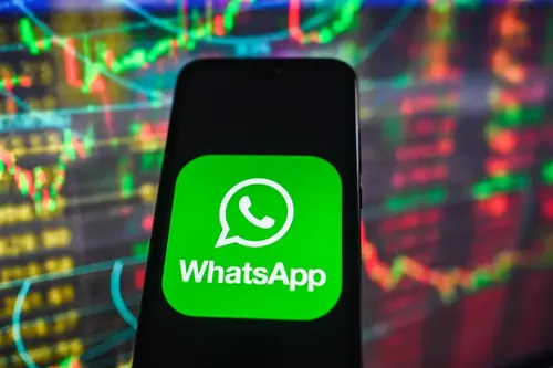 Protecting Your WhatsApp Account from Hackers in 2025, Comparos.in.webp Protecting Your WhatsApp Account from Hackers in 2025, Comparos.in.webp