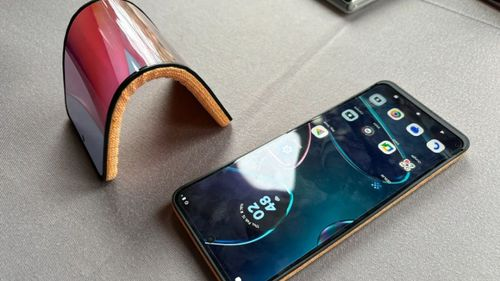 moto phone.jpg moto phone.jpg