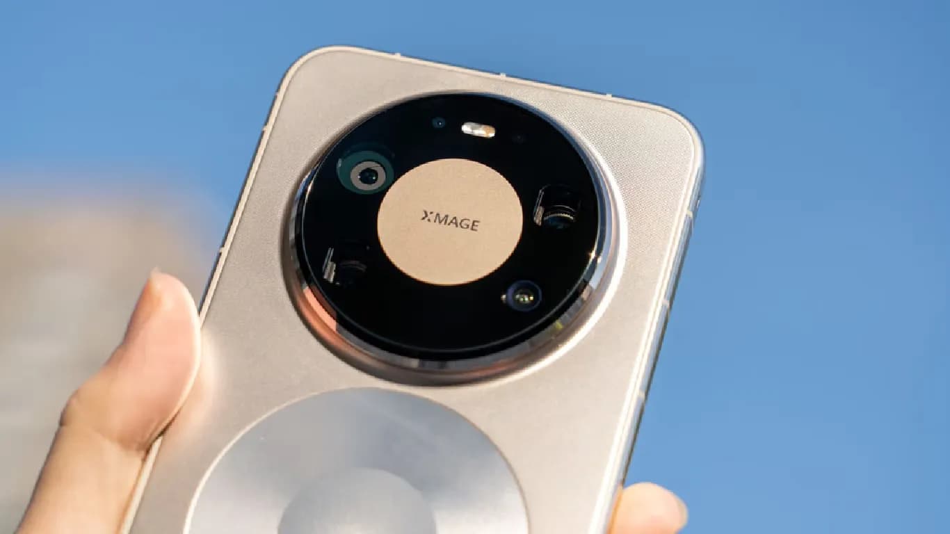 Huawei Mate 90 Pro Max Leak Reveals Dual Telephoto Cameras and 10x Optical Zoom