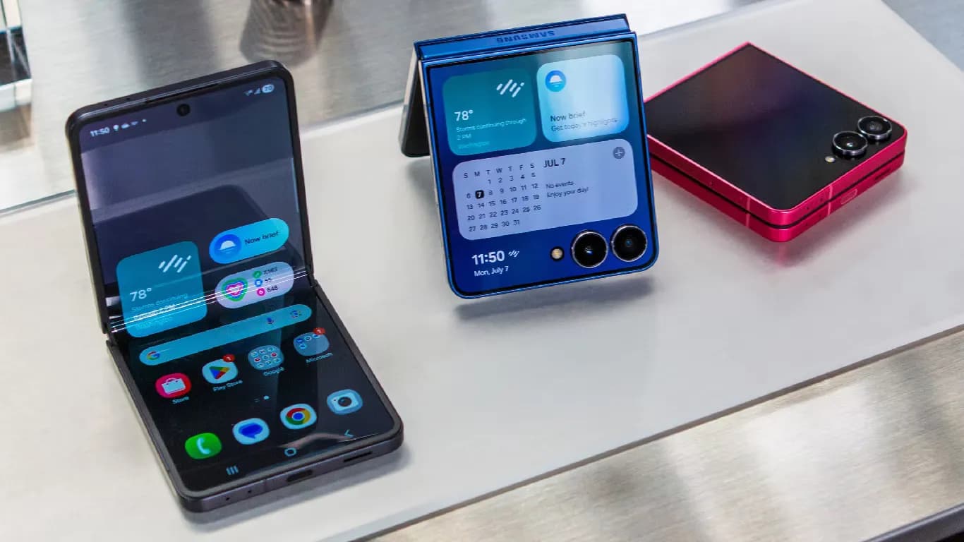 Samsung Galaxy Z Flip8 Confirmed to Feature Snapdragon 8 Gen 5 Chipset Globally Samsung Galaxy Z Flip8 Confirmed to Feature Snapdragon 8 Gen 5 Chipset Globally