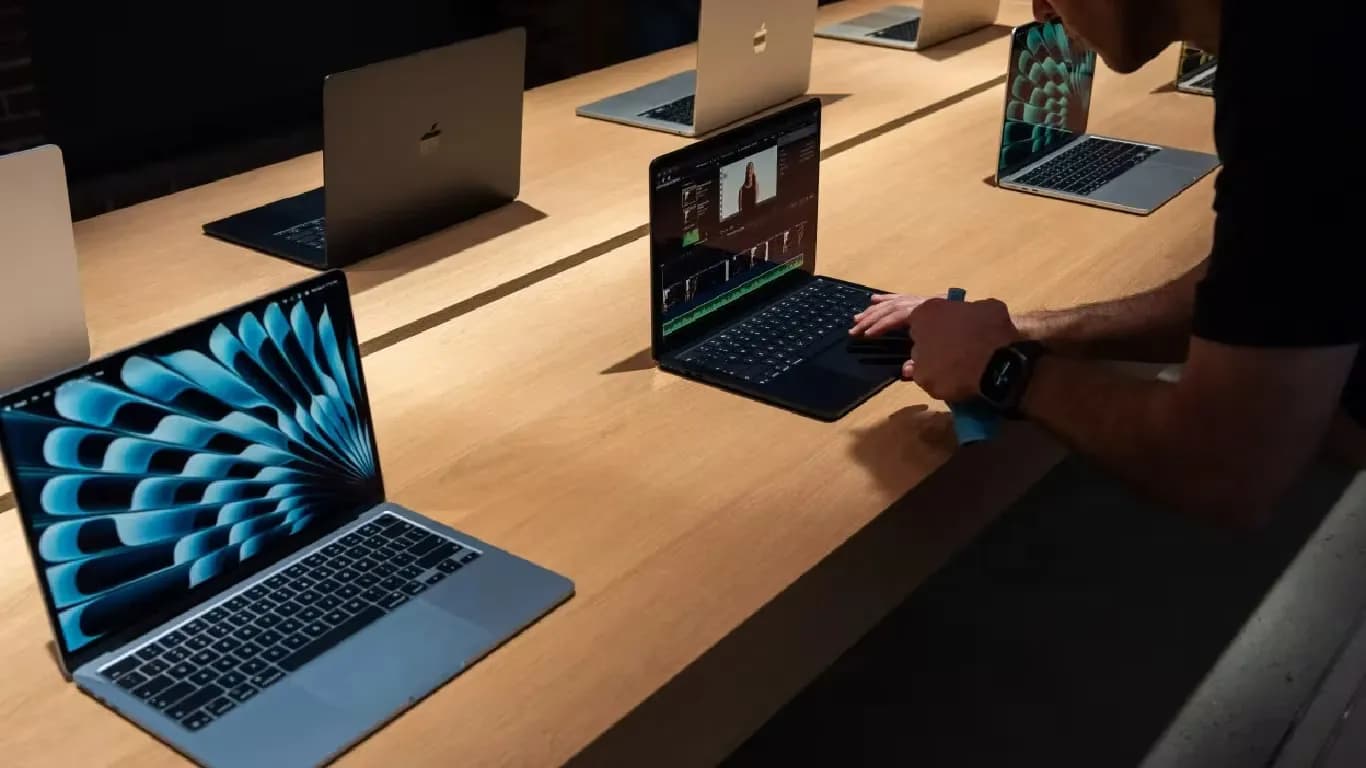 Apple Plans New MacBook Pro and iMac Models with Advanced Chips Apple Plans New MacBook Pro and iMac Models with Advanced Chips