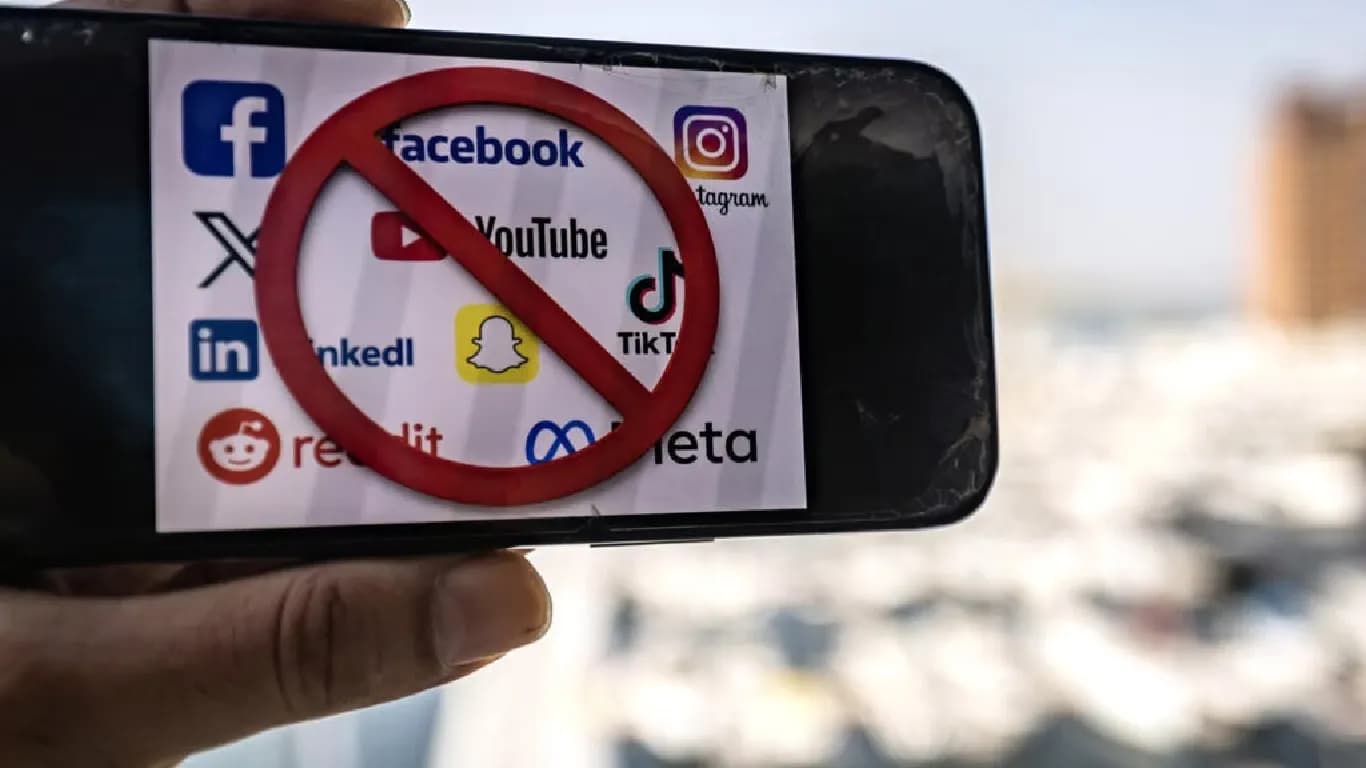 EU Plans Stricter Social Media Rules for Children Under New Proposal