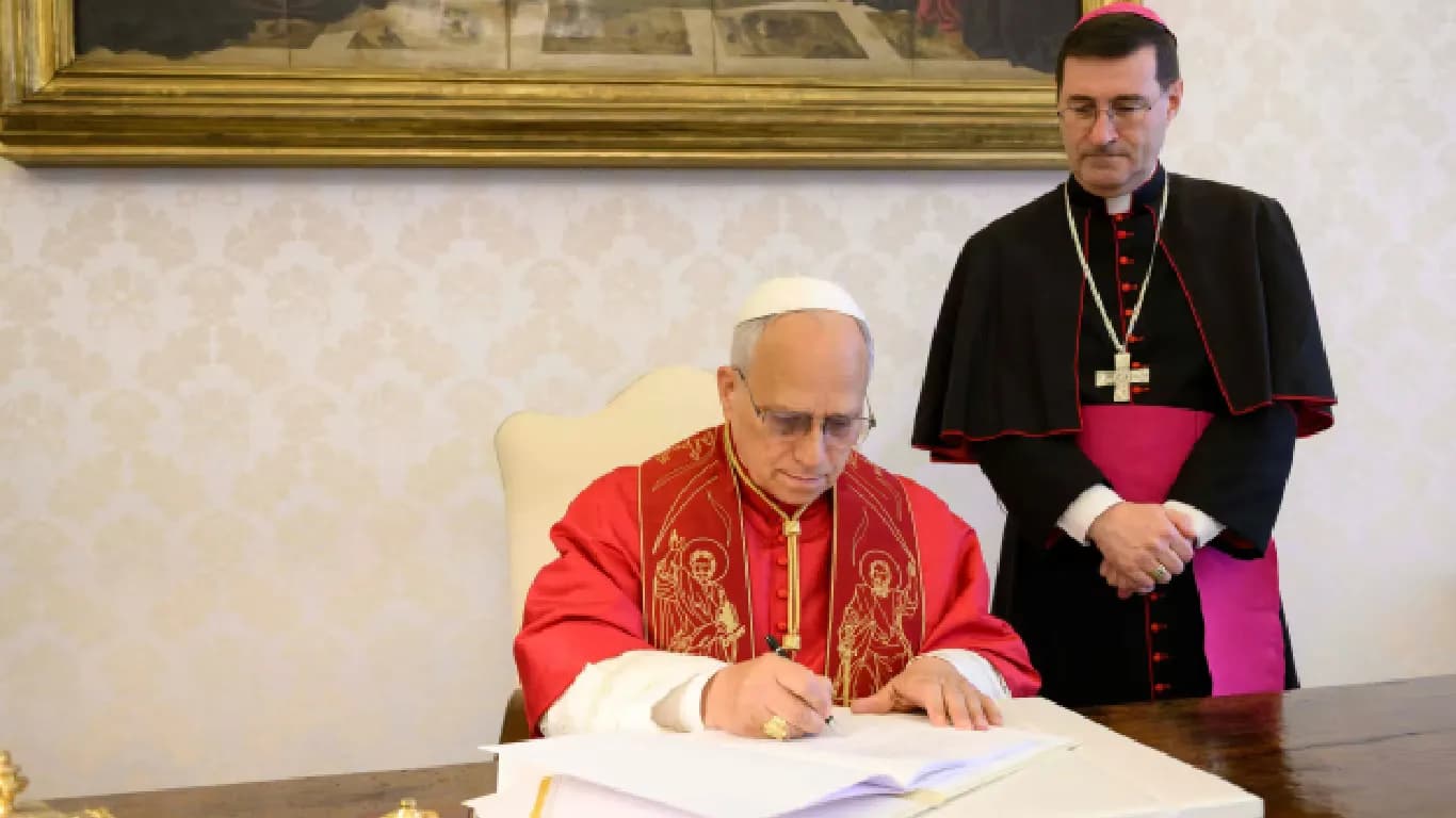 Pope Leo XIV and Anthropic Co-Founder Warn of AI Job Displacement Risks Pope Leo XIV and Anthropic Co-Founder Warn of AI Job Displacement Risks